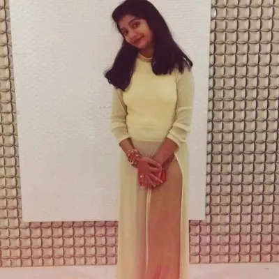 naina dwivedi profile