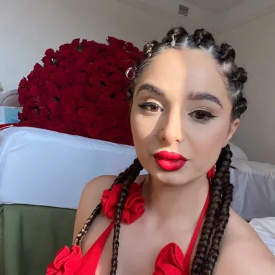 Naira Stepacheva profile