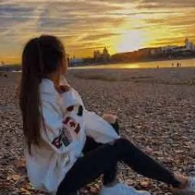 Naira Sharma profile