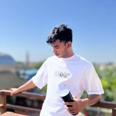 ๐๐ก๐ฎ๐๐กโก profile