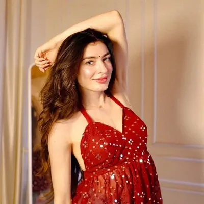 Juli Sharma profile