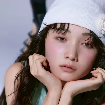 新野尾 七奈 NANA SHINNOO profile
