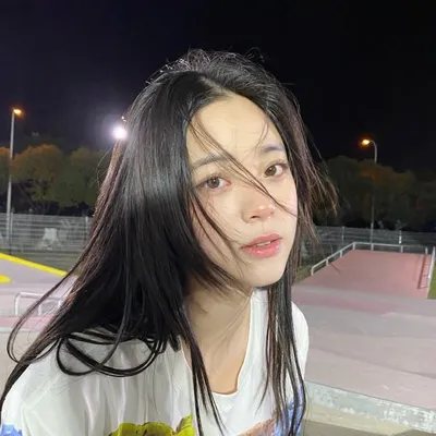 Nanouyang 歐陽娜娜 profile