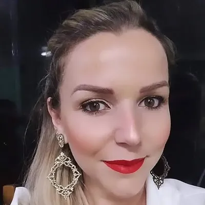 Fernanda Bortolon profile