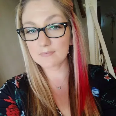 Manda Marie profile