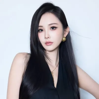 Naomi 娜歐咪 profile