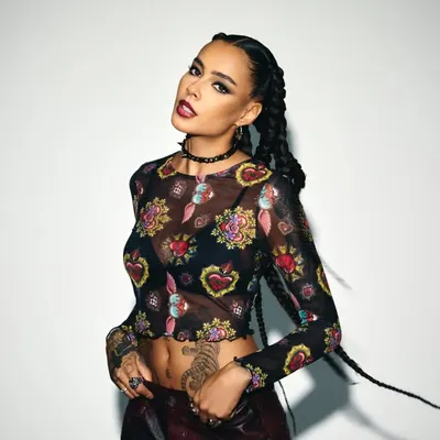 Naomi Lareine🐲🏳️🌈 profile