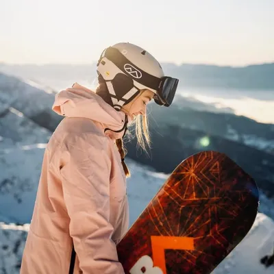 NAOMI SAUER profile