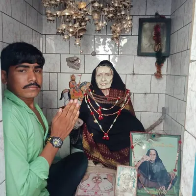 Naresh Nanidhari profile