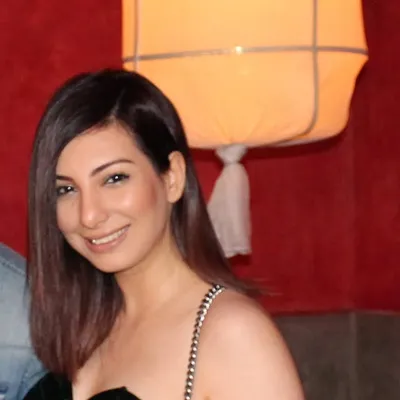 Narges Kazerooni profile