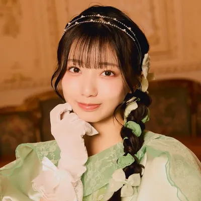 ナルハワールド(山田なる) profile
