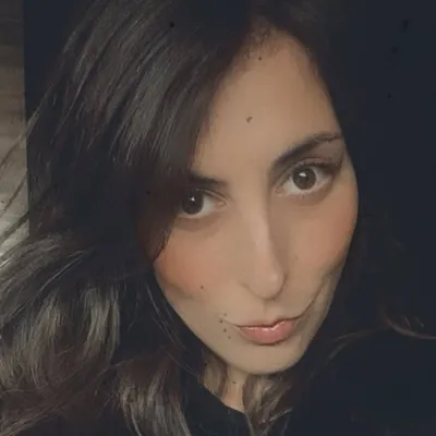 Elizabeth🌺Travel & Vibes profile