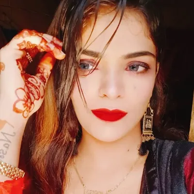 Nasreen Khan profile