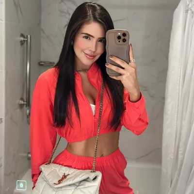 NATALIA SUAREZ profile