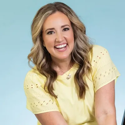 Natalie (Sparacio) Hayden profile