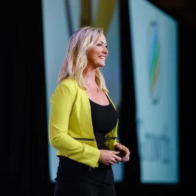 Natalie Hodson profile