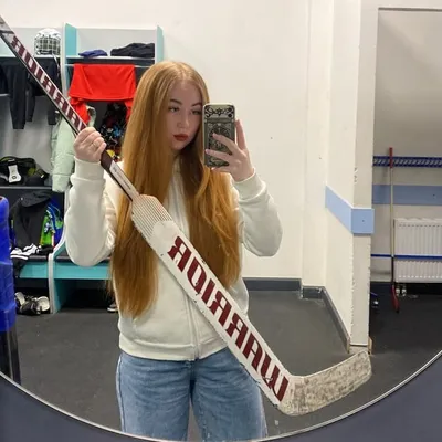 Хоккей 🏒 вратарь 🥅 ✨ AI-креатор profile