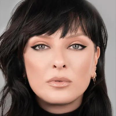 NATASHA DENONA profile