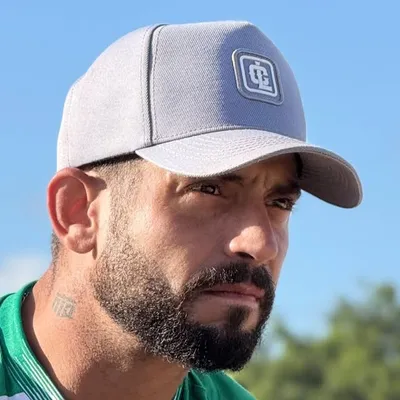 Nathan Queiroz profile