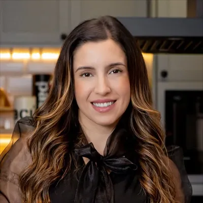 Natália Paschini profile