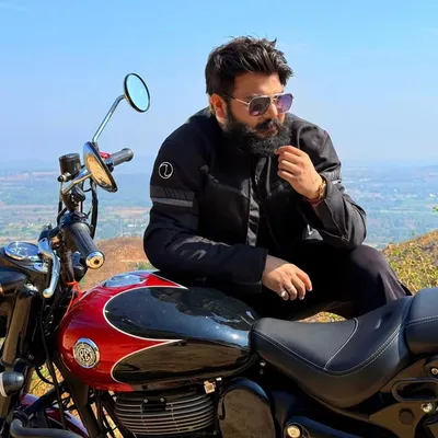 Krishna Vyas profile