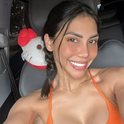 Natalia Quiroz ♡ profile