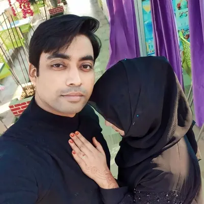 Naushad Zeenat profile