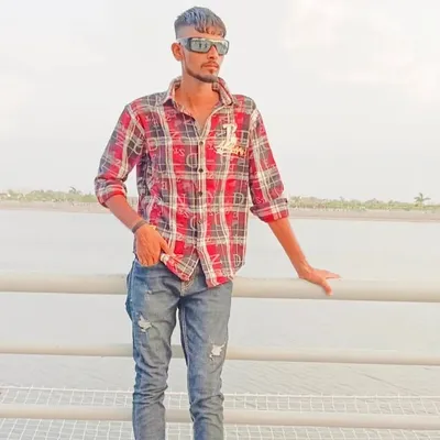 sumra🪽 profile
