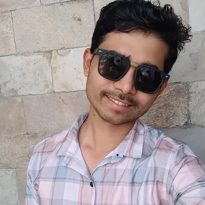 NAVED SHAIKH ๐๐ฅ profile