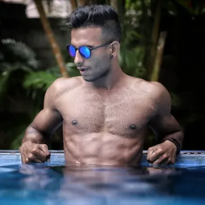 Naveen profile