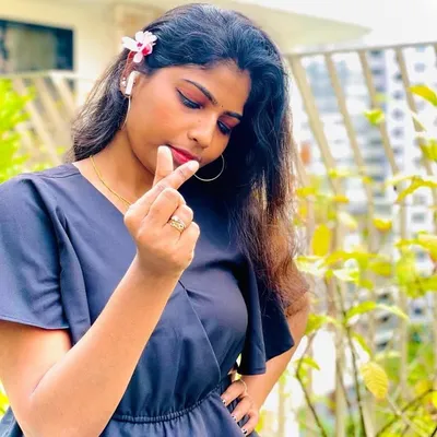Naveena profile