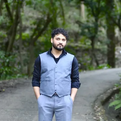 Naveen Bhardwaj profile