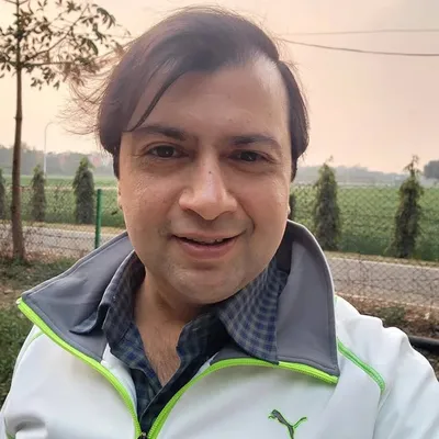 Navin Bajaj profile