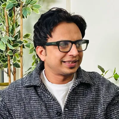 Navin Prakash profile