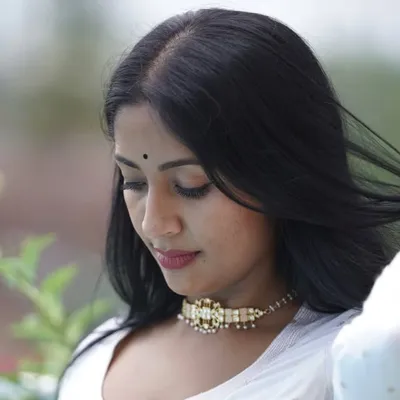 Navya Nair profile