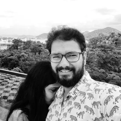 नव्योम / Naveen profile