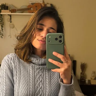N A Y A R A • T H A T I M A N profile