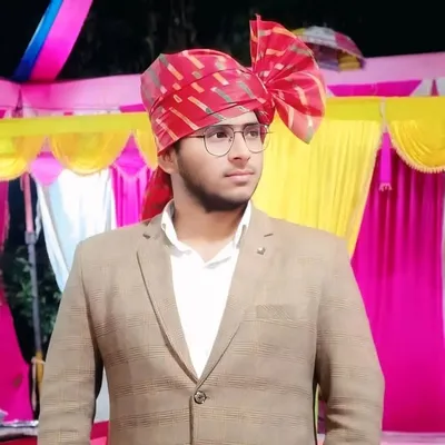 Nayyer Mahmood profile