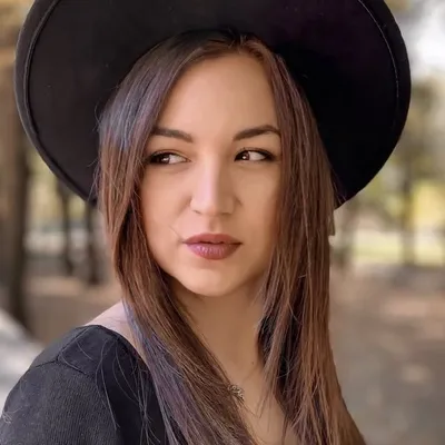 Vita Nazaruk profile