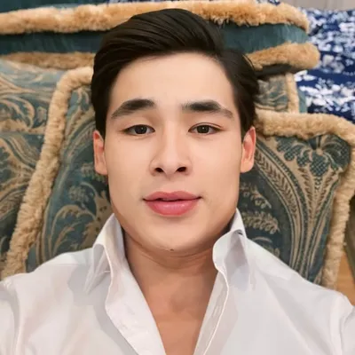 Singer🎤🇰🇿 profile