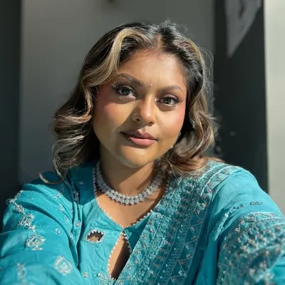 নিসা ♡ profile