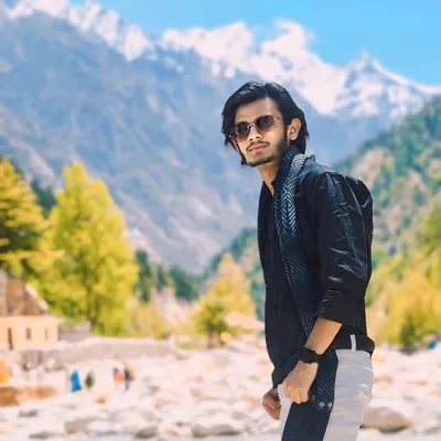 Neeraj Mehra profile