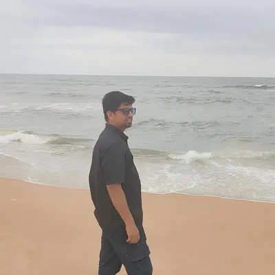 Neeraj Pant profile