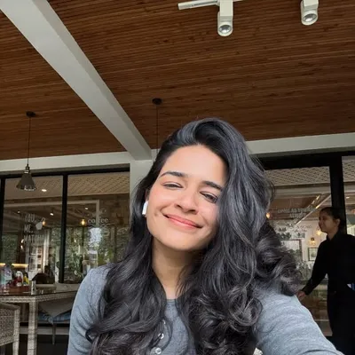 ♑️Neha Nainwal ♑️ profile