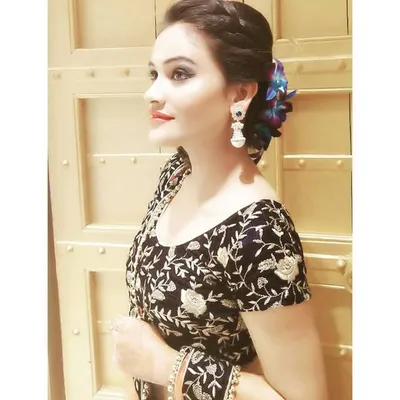 Neha Dusad profile