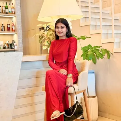 Neha Jawalkar Makeover