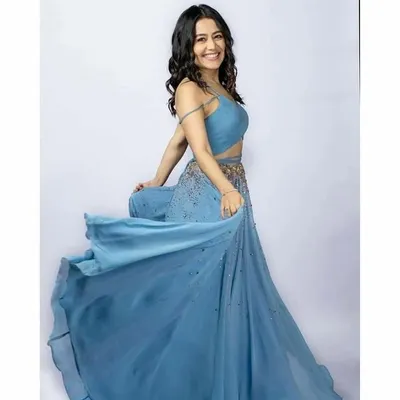 nehakakkar's die heart fan profile