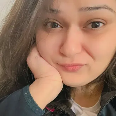 Neha Khanna profile