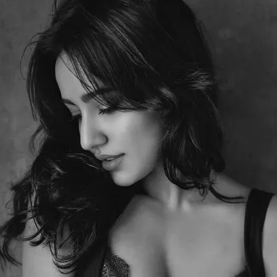 Neha Sharma ๐ซ profile