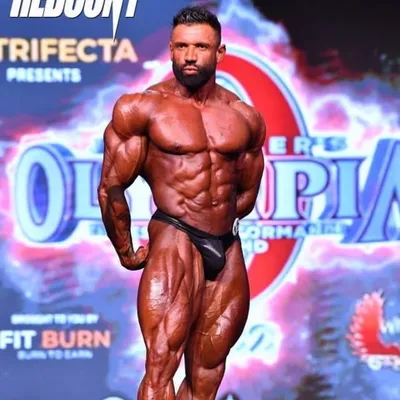 Neil Currey profile